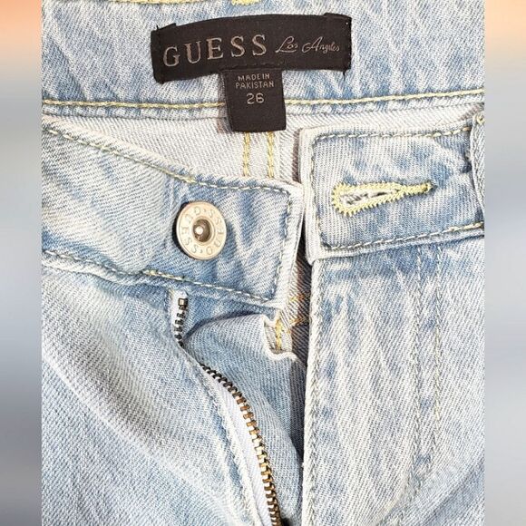 Guess Roll-up Cuffs Short  - Picture 6 of 8